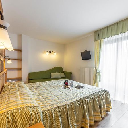 Chalet Piereni Fiera Di Primiero Esterno foto
