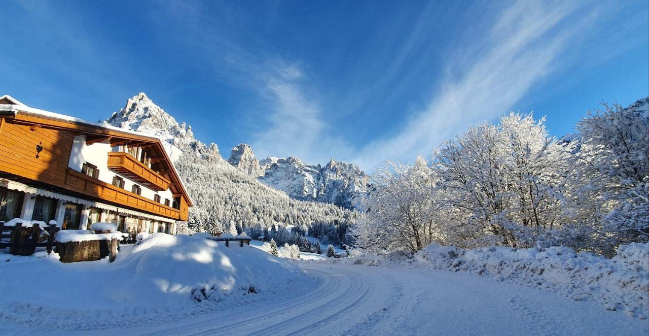 Chalet Piereni Fiera Di Primiero Esterno foto
