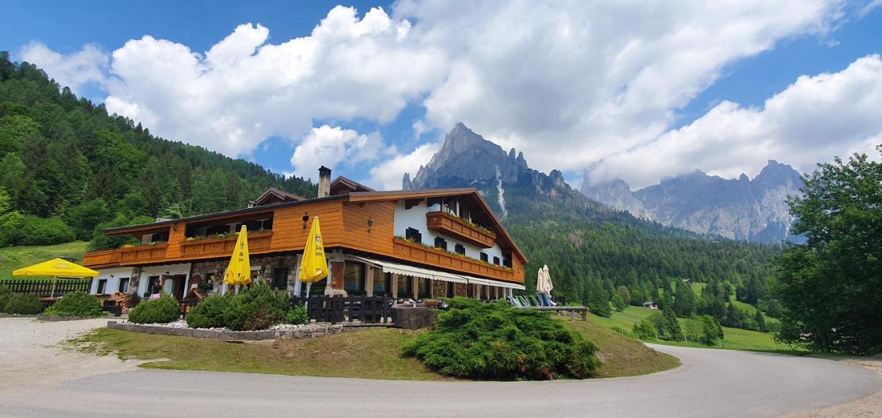 Chalet Piereni Fiera Di Primiero Esterno foto