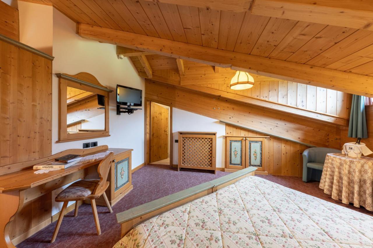 Chalet Piereni Fiera Di Primiero Esterno foto