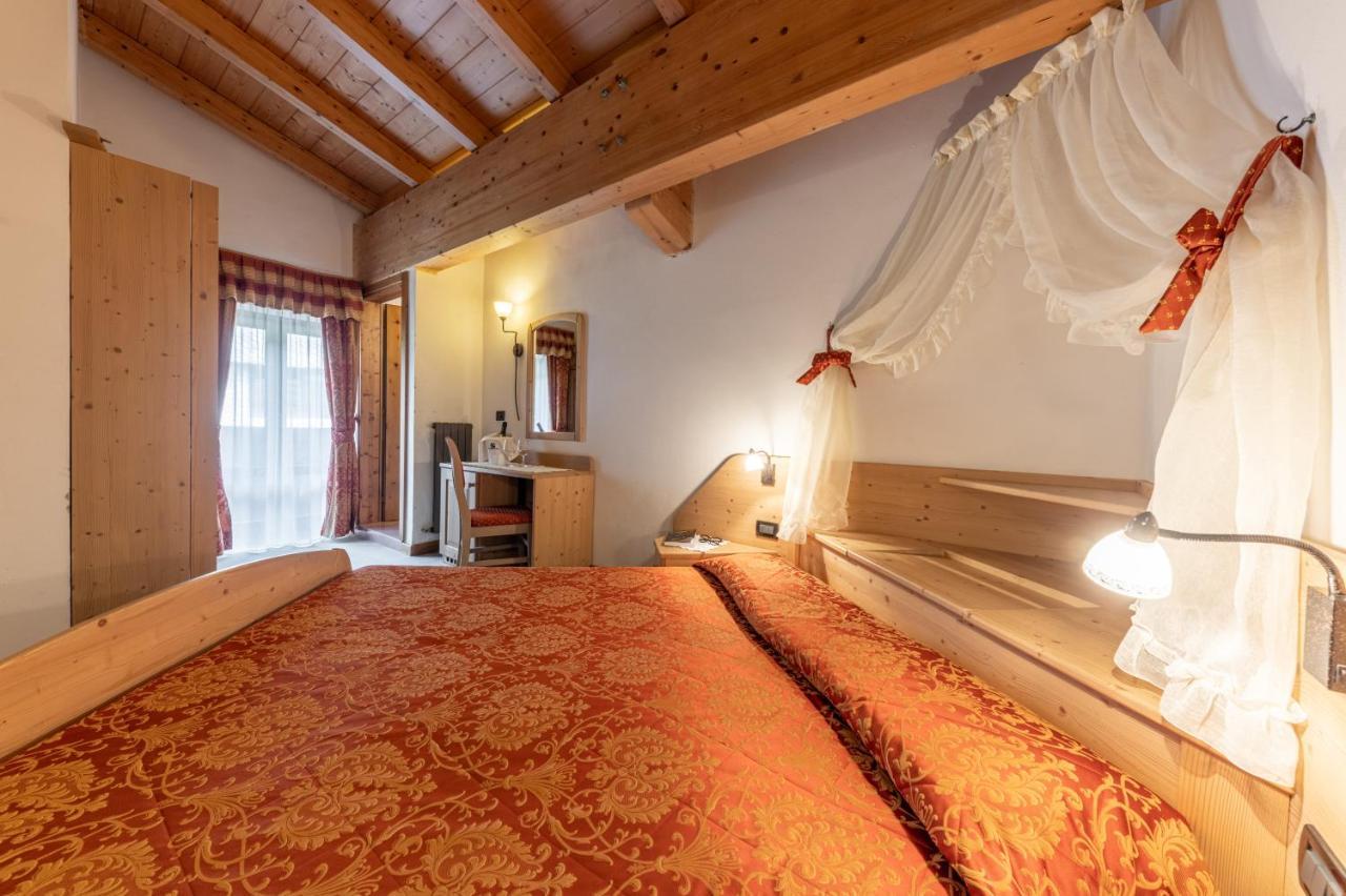 Chalet Piereni Fiera Di Primiero Esterno foto
