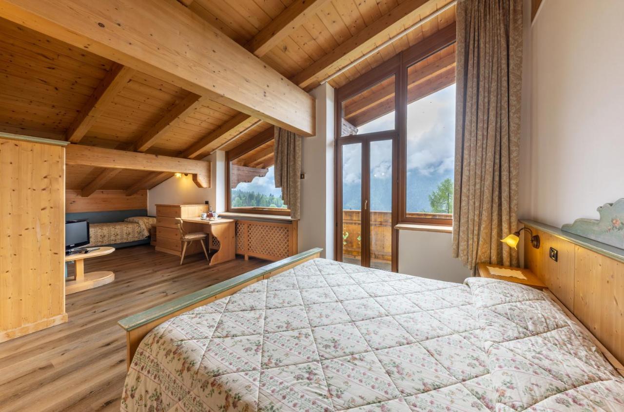 Chalet Piereni Fiera Di Primiero Esterno foto