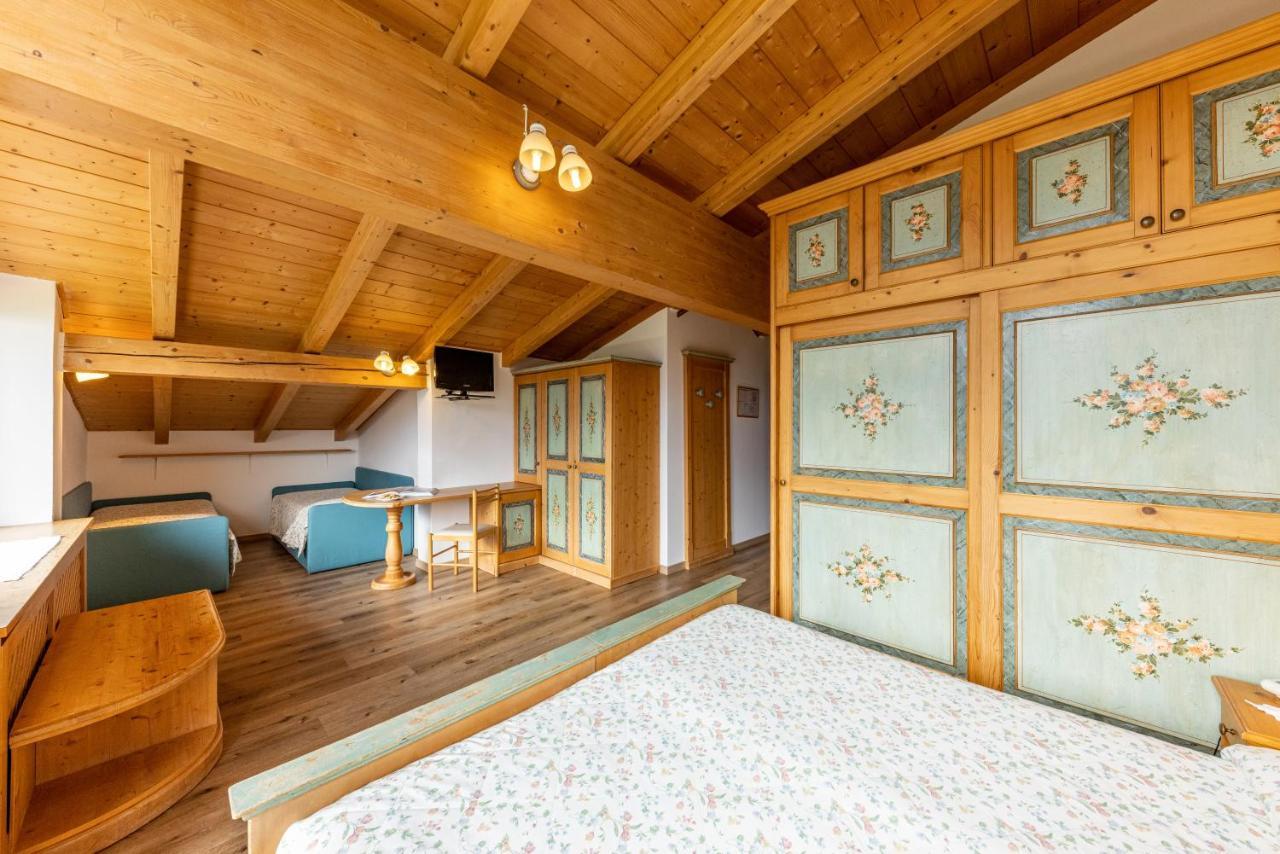 Chalet Piereni Fiera Di Primiero Esterno foto
