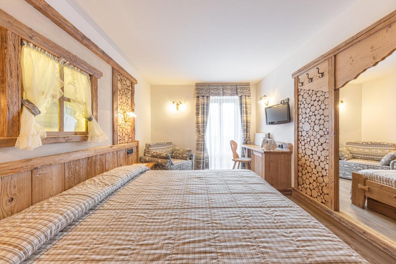 Chalet Piereni Fiera Di Primiero Esterno foto