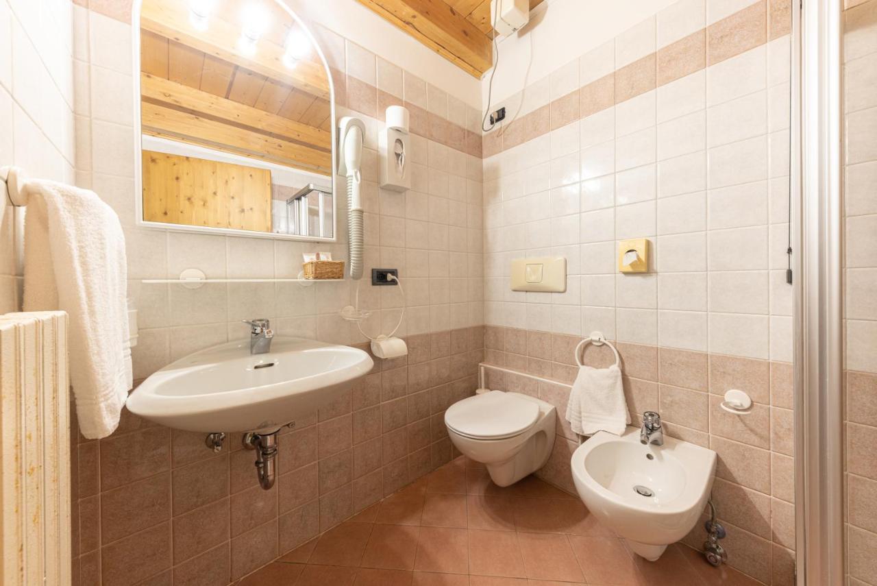 Chalet Piereni Fiera Di Primiero Esterno foto