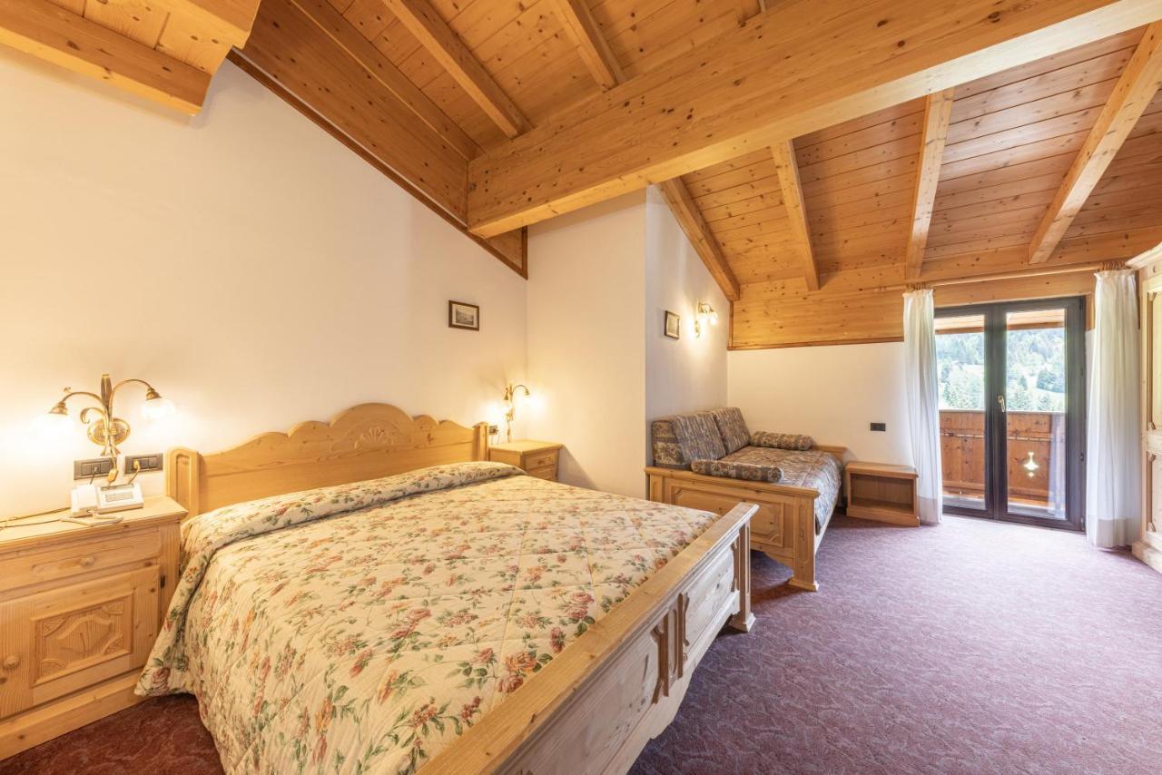 Chalet Piereni Fiera Di Primiero Esterno foto