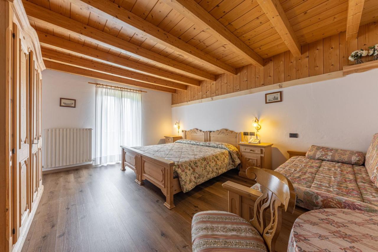 Chalet Piereni Fiera Di Primiero Esterno foto