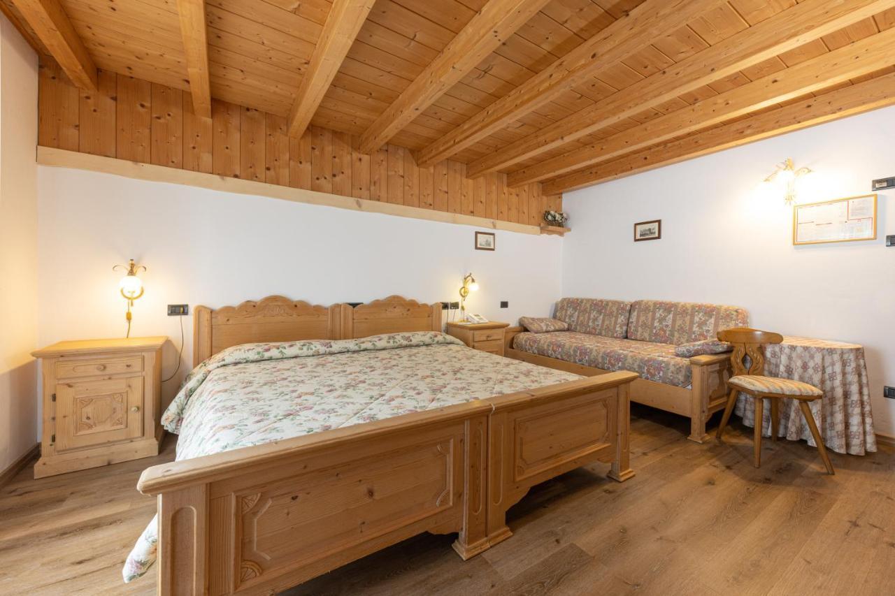 Chalet Piereni Fiera Di Primiero Esterno foto