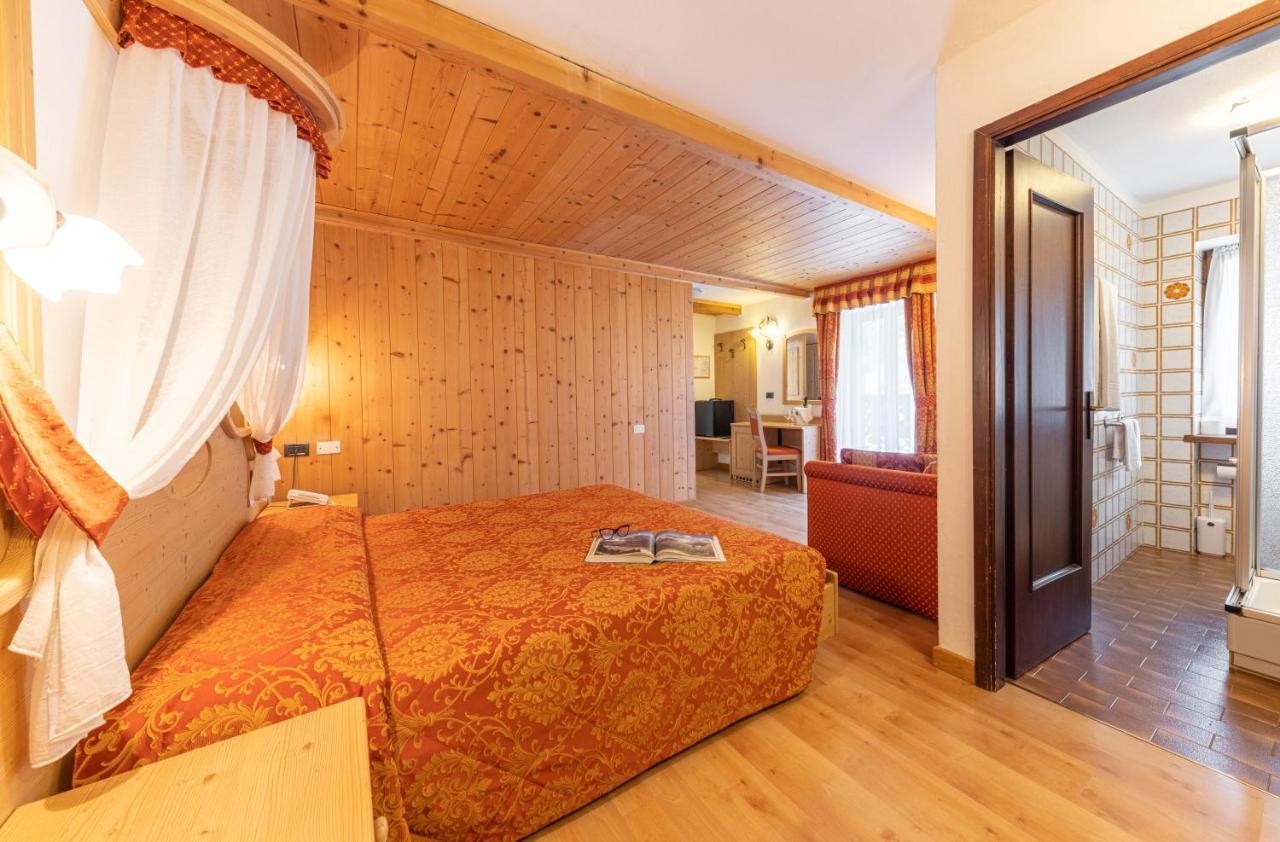 Chalet Piereni Fiera Di Primiero Esterno foto